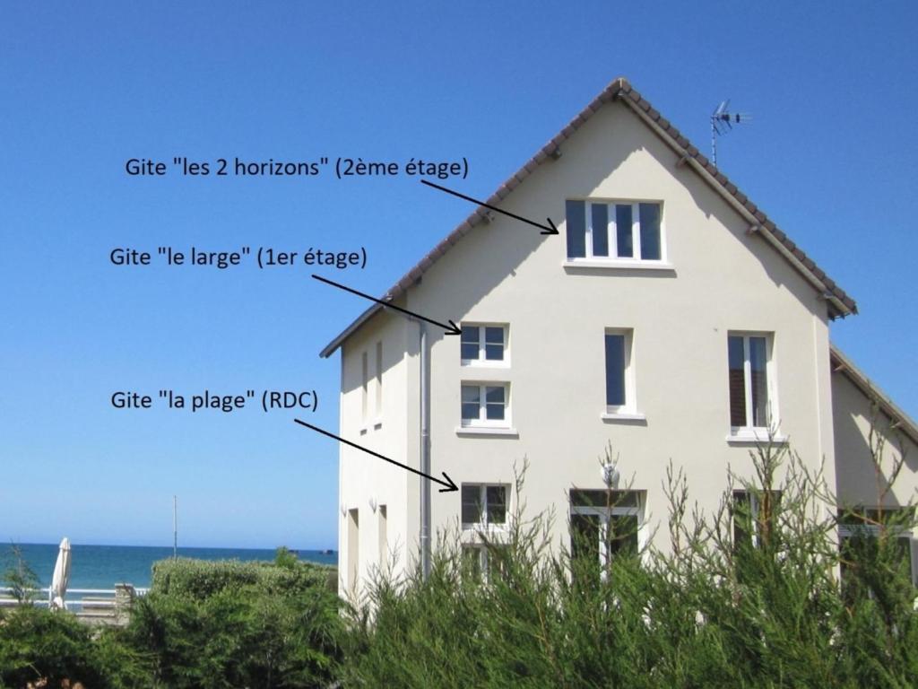 Gites "Plage" Ou "Pieds Dans L'Eau" En Front De Mer A Asnelles , 3Km D'Arromanches, 10Km De Bayeux Екстер'єр фото